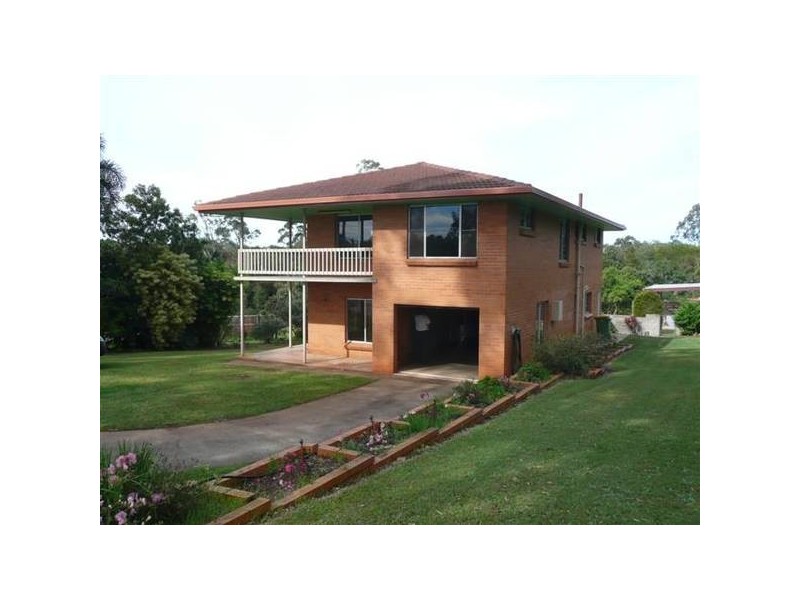 15 Sahara Road, Glass House Mountains QLD 4518