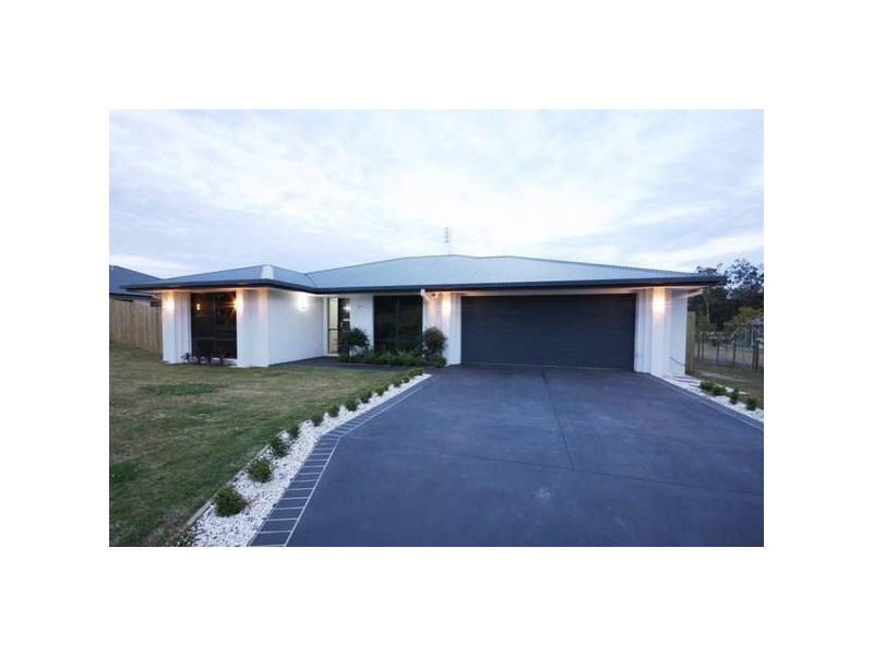 Glass House Mountains QLD 4518