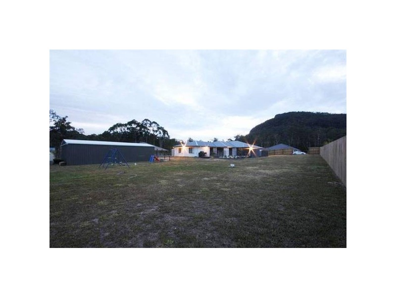 Glass House Mountains QLD 4518