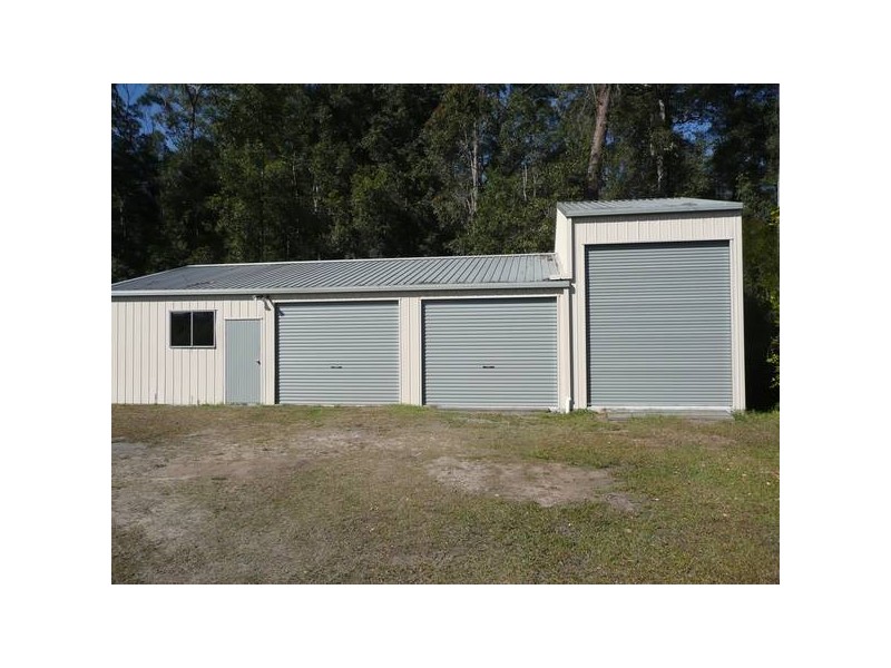 5 Bowerbird Place, Landsborough QLD 4550
