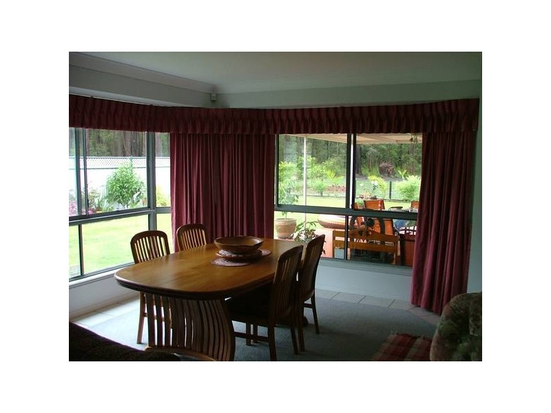 5 Bowerbird Place, Landsborough QLD 4550