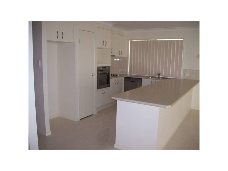 12 Sapphire Court, Beerwah QLD 4519