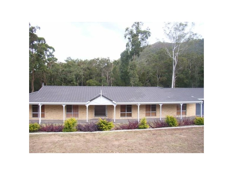 20 Bloomfield Place, Beerwah QLD 4519