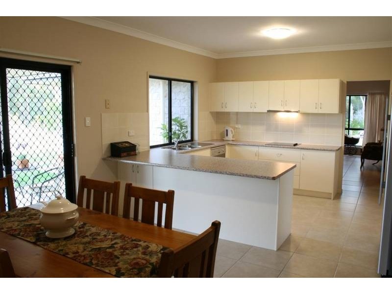 Glass House Mountains QLD 4518