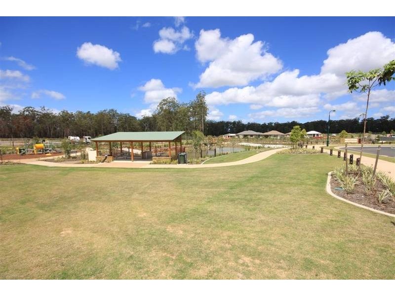 9 Woodgrove Boulevard, Beerwah QLD 4519