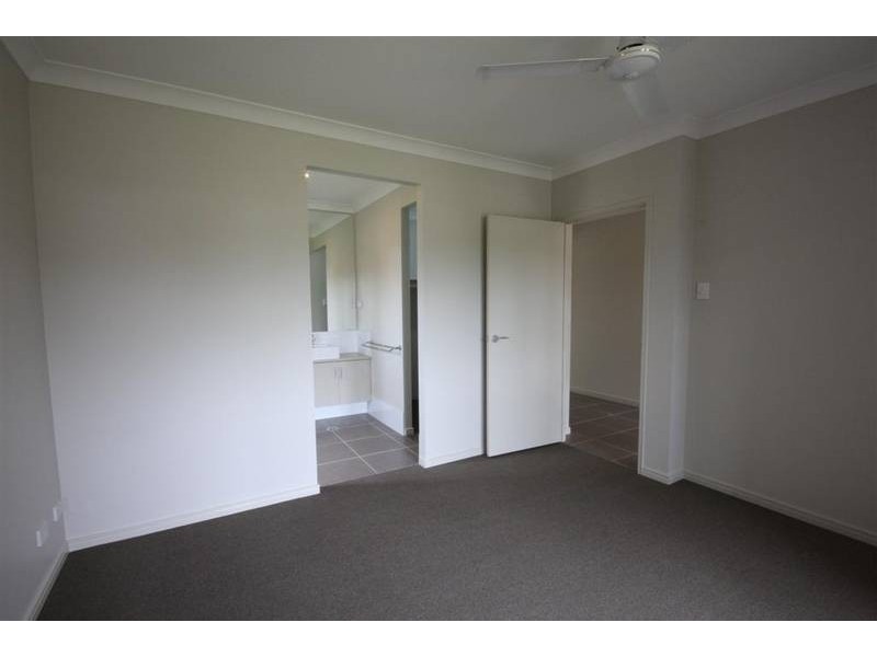 9 Woodgrove Boulevard, Beerwah QLD 4519