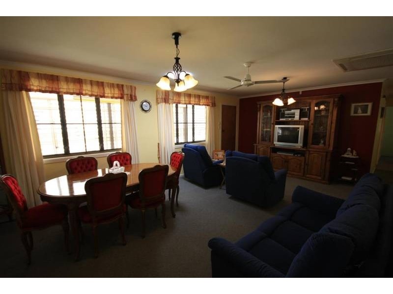 Glass House Mountains QLD 4518