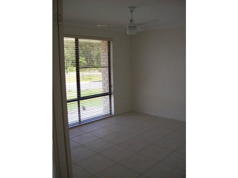 36 Heights Road, Beerwah QLD 4519