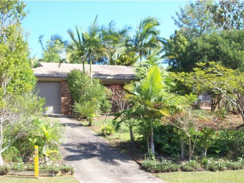 1 Sidha Ave, Glass House Mountains QLD 4518