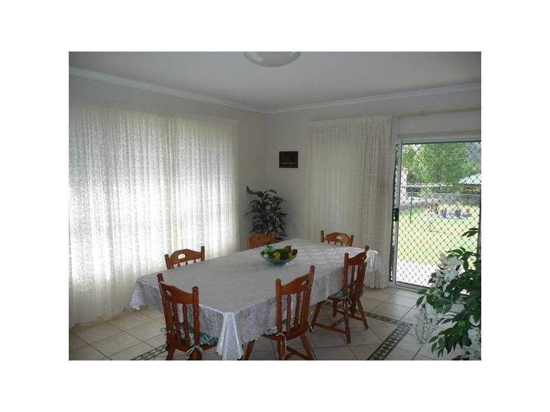 Glass House Mountains QLD 4518