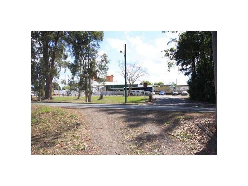 37 Beerwah Parade, Beerwah QLD 4519