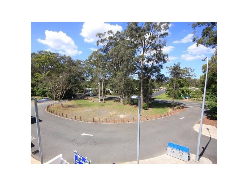 37 Beerwah Parade, Beerwah QLD 4519