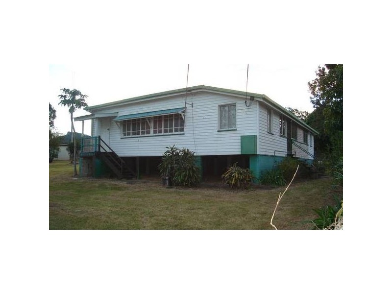 2 Bishop Street, Glass House Mountains QLD 4518