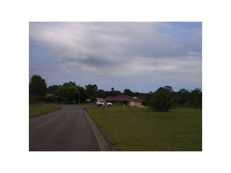 5 Peterlyn Court, Beerwah QLD 4519