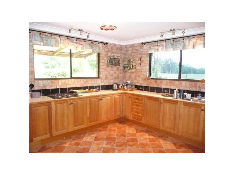 Glass House Mountains QLD 4518