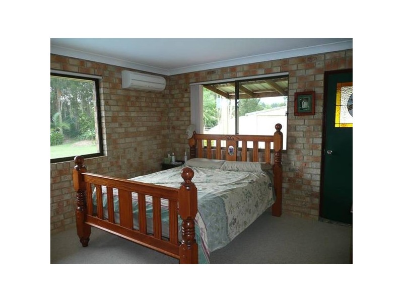 Glass House Mountains QLD 4518