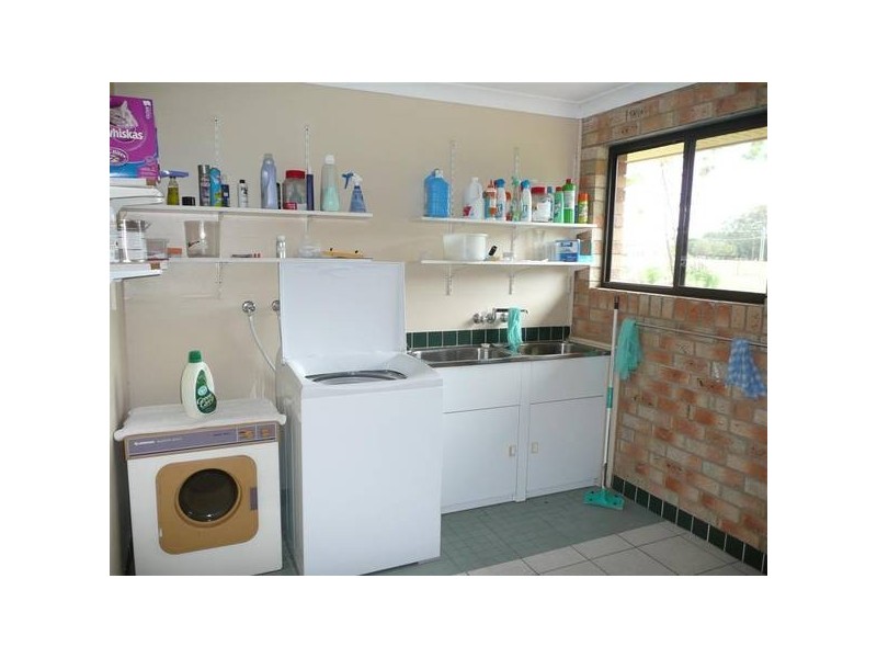 Glass House Mountains QLD 4518