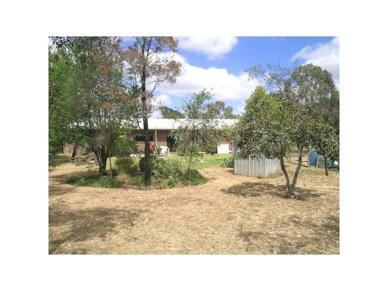 25 Outside Crt, Teesdale VIC 3328