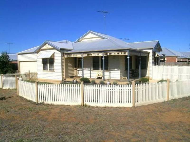 23 James Place, Bannockburn VIC 3331