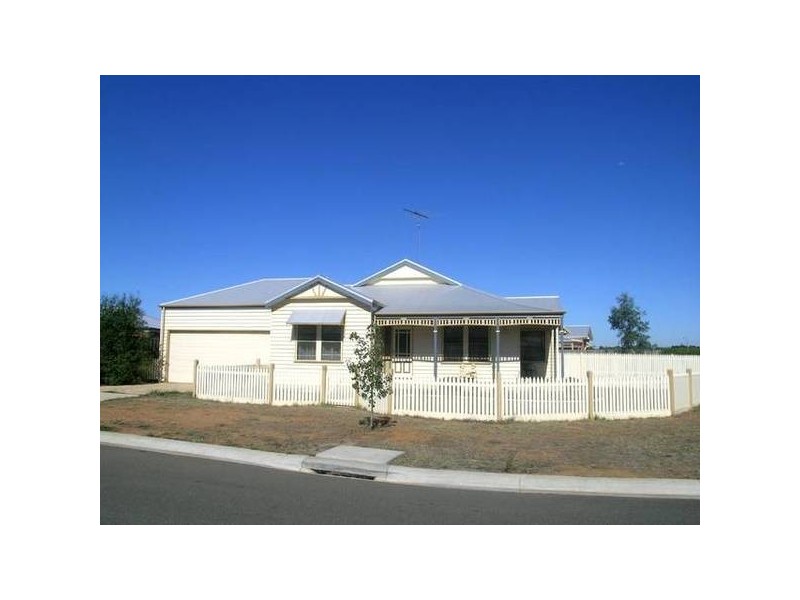 23 James Place, Bannockburn VIC 3331