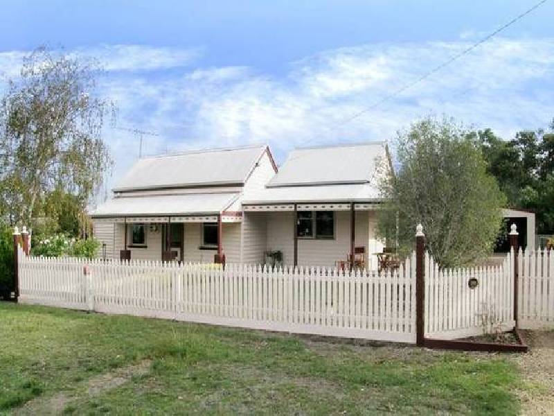 1 Stephenson Street, Lethbridge VIC 3332