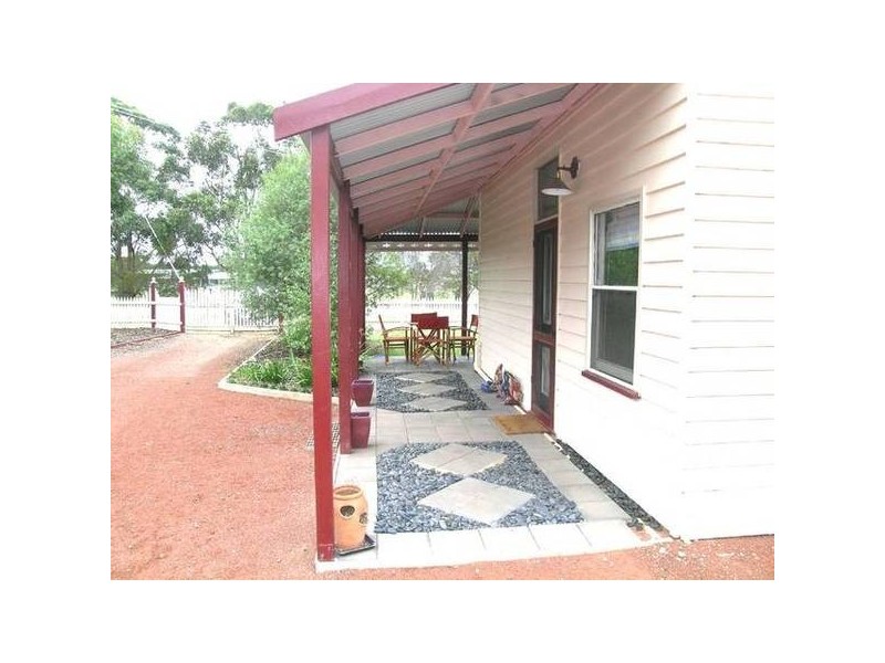1 Stephenson Street, Lethbridge VIC 3332
