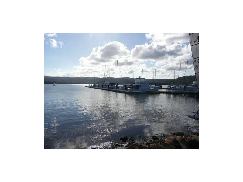 8/148 Albany Street, Point Frederick NSW 2250