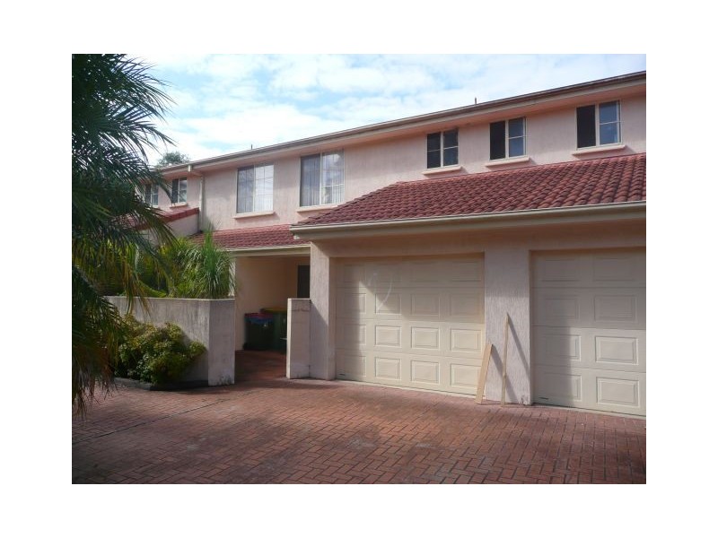 6/8 Beechwood Close, Ourimbah NSW 2258
