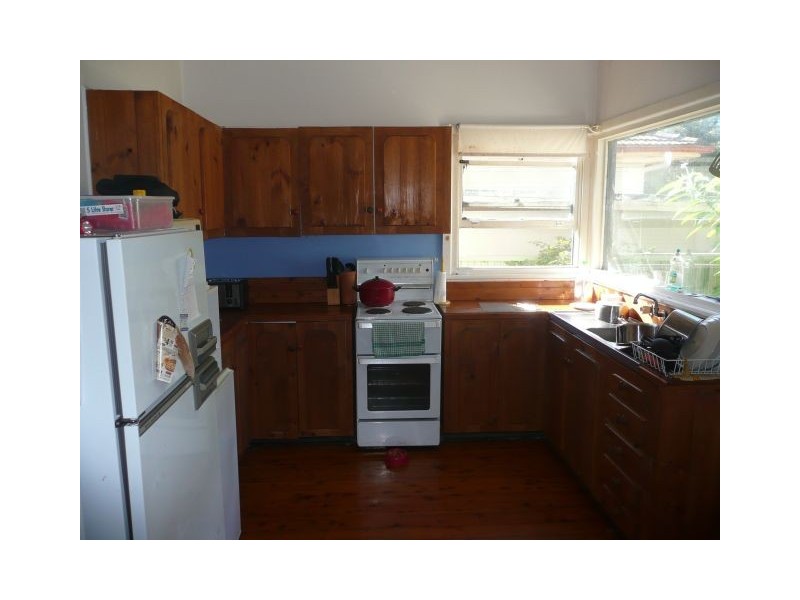 51 Renwick Street, Wyoming NSW 2250