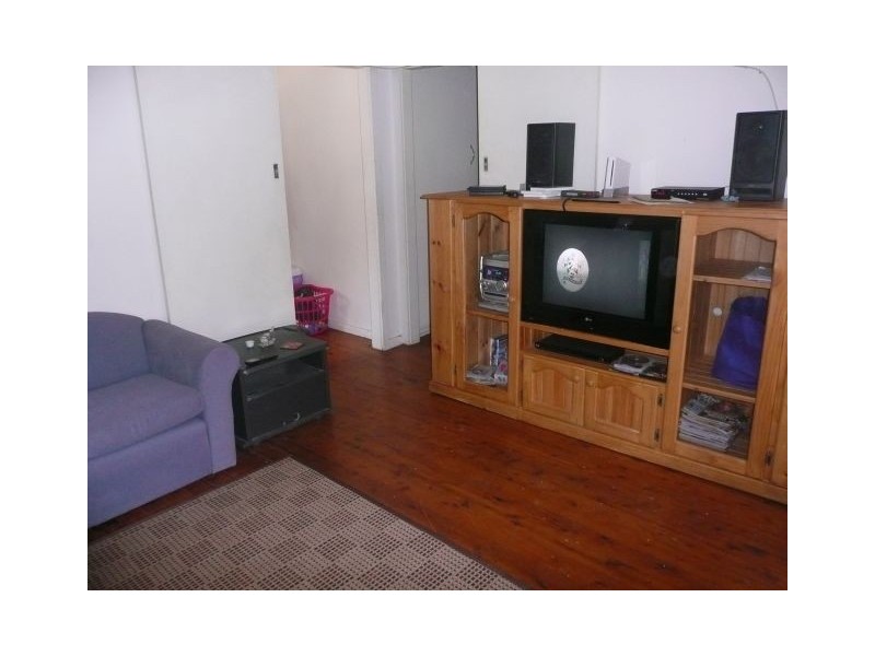 51 Renwick Street, Wyoming NSW 2250