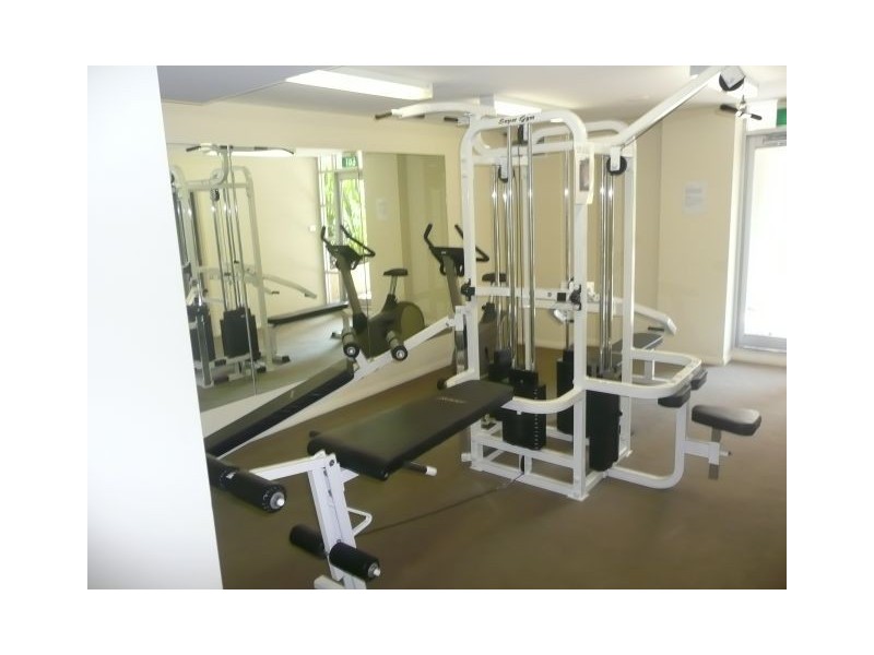 325/80 John Whiteway Drive, Gosford NSW 2250