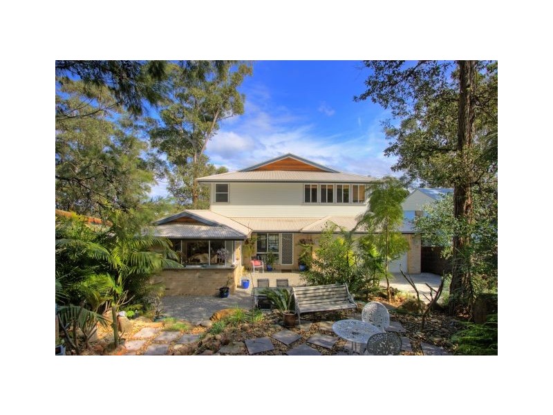 18 Francis Street, North Avoca NSW 2260