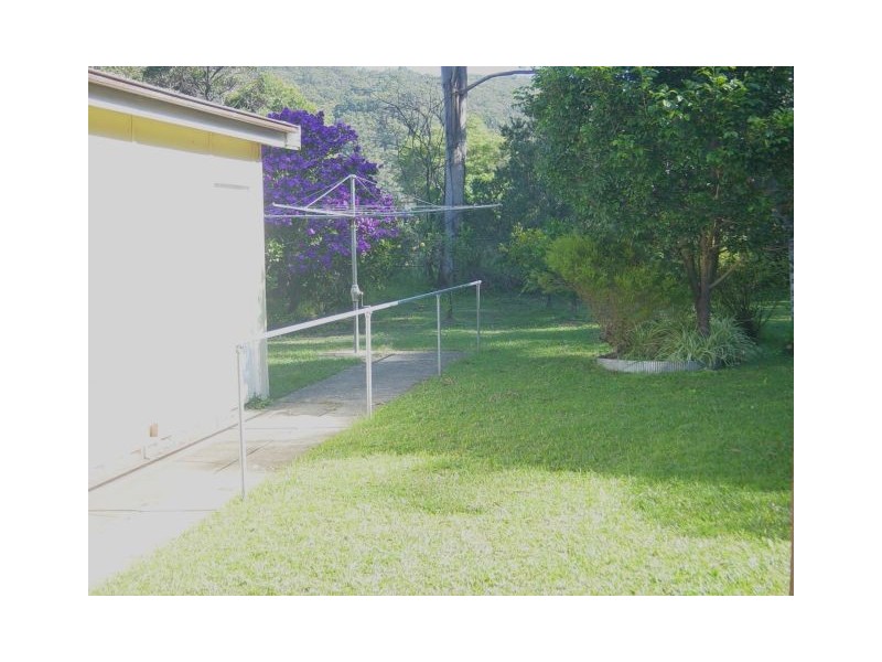3 Shore Brace, Tascott NSW 2250