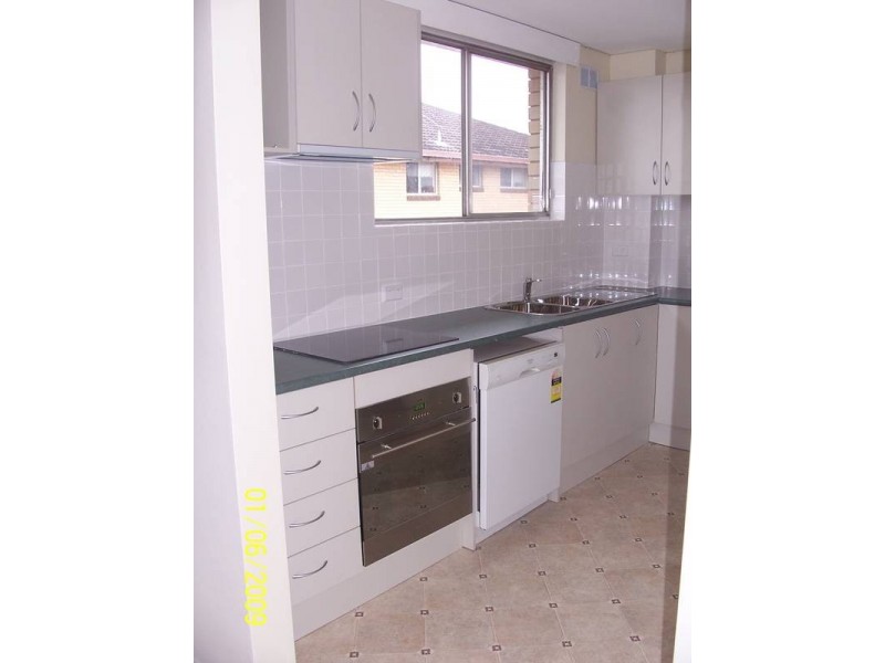 9/146 Albany Street, Point Frederick NSW 2250