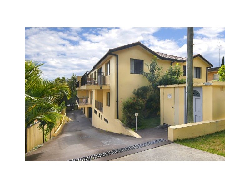 3/74 Faunce Street, Gosford NSW 2250