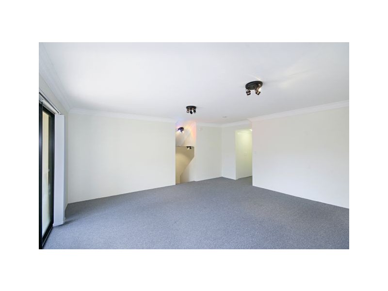 3/74 Faunce Street, Gosford NSW 2250