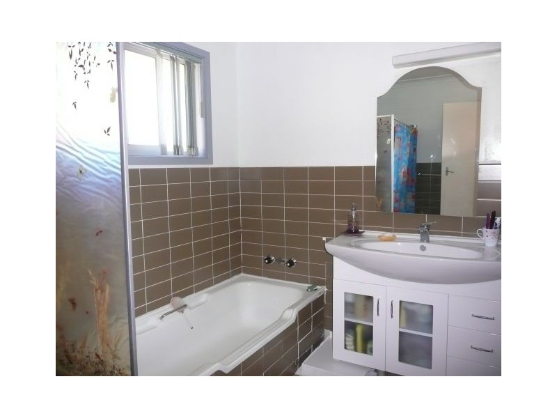 107 Maidens Brush Road, Wyoming NSW 2250