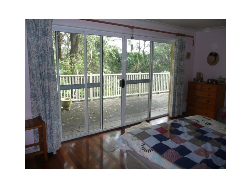 303 The Ridgeway Road, Lisarow NSW 2250
