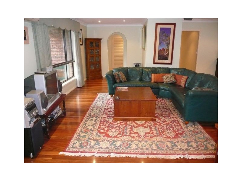 5 Larbonya Avenue, Wyoming NSW 2250