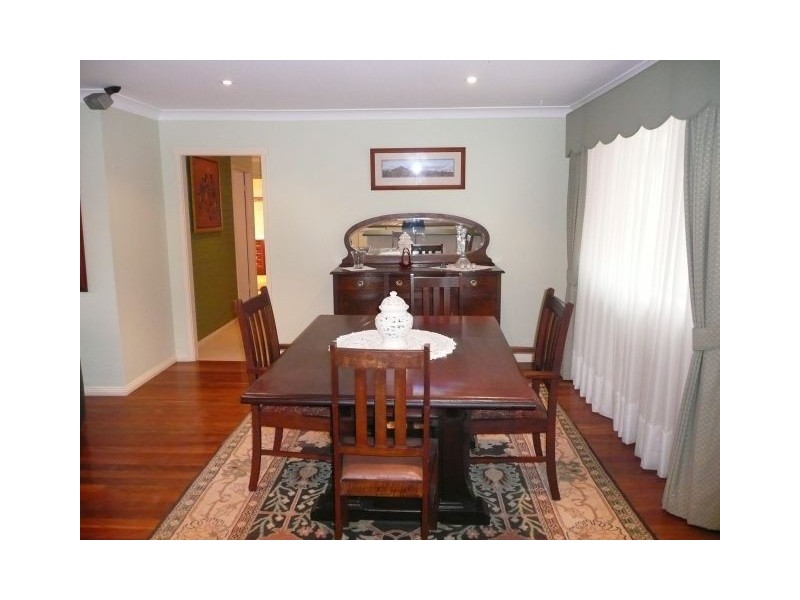 5 Larbonya Avenue, Wyoming NSW 2250