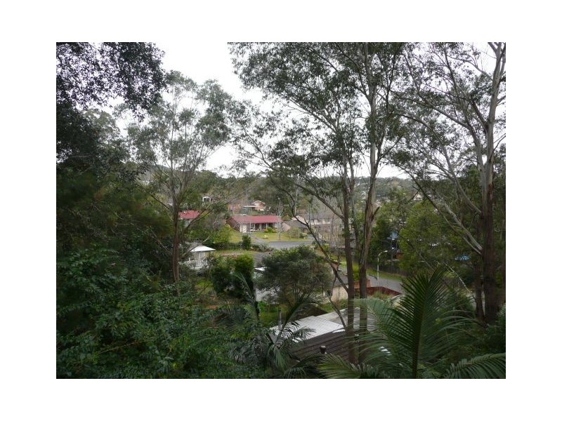 5 Larbonya Avenue, Wyoming NSW 2250