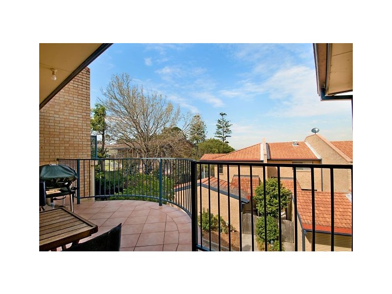 16/29 Central Coast Highway, West Gosford NSW 2250