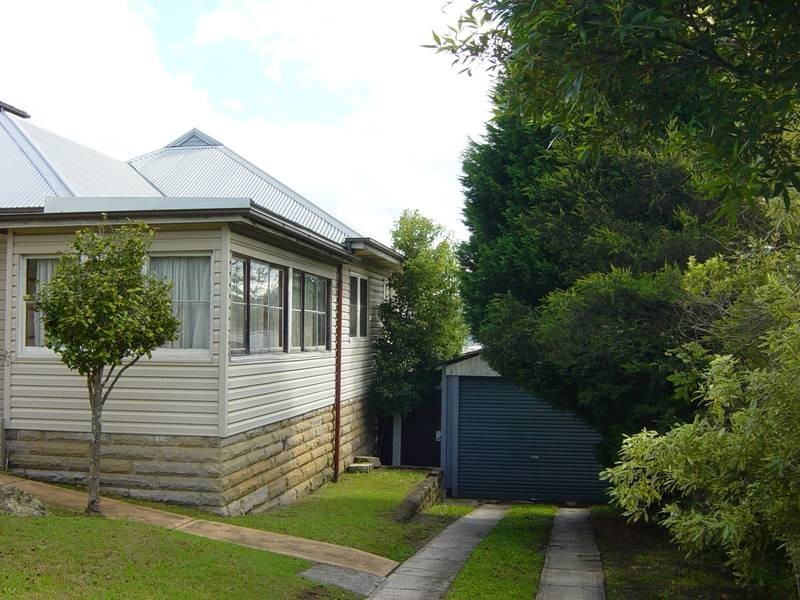 206 Gertrude Street, Gosford NSW 2250