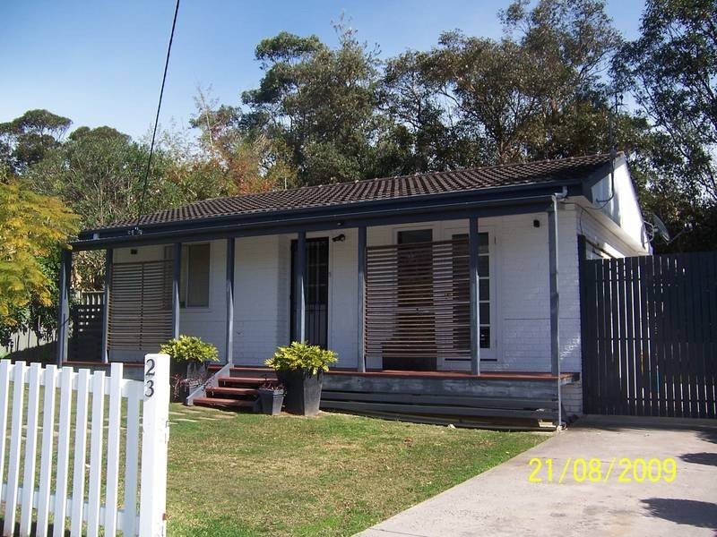 23 Golden Avenue, Point Clare NSW 2250
