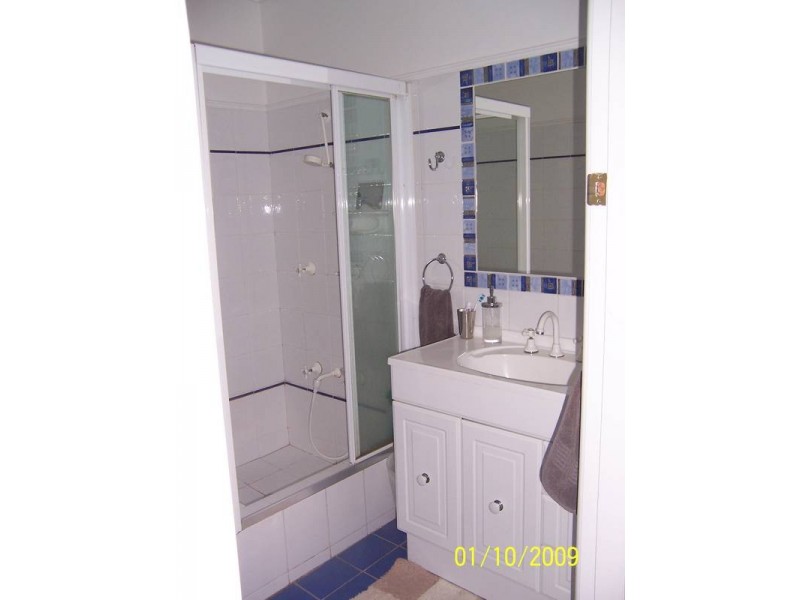 23 Golden Avenue, Point Clare NSW 2250