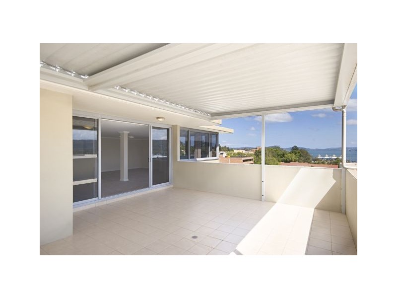 43/12 Baker Street, Gosford NSW 2250