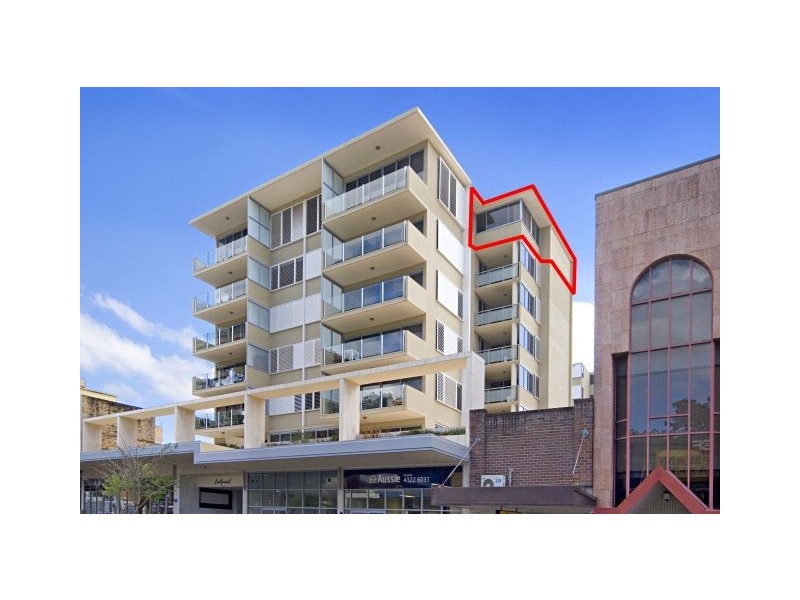 31/72-82 Mann Street, Gosford NSW 2250