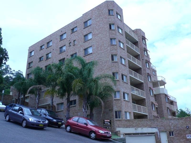 35/145 Faunce Street, Gosford NSW 2250