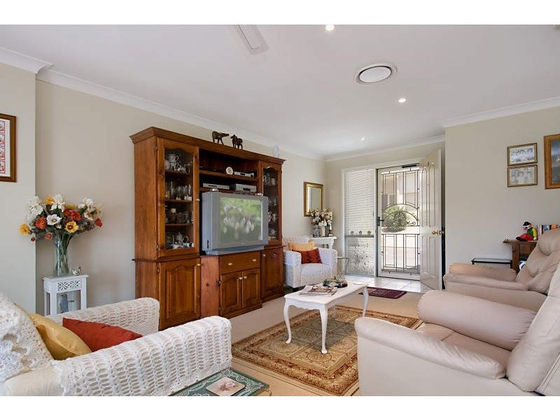 9/4 Parsons Road, Lisarow NSW 2250