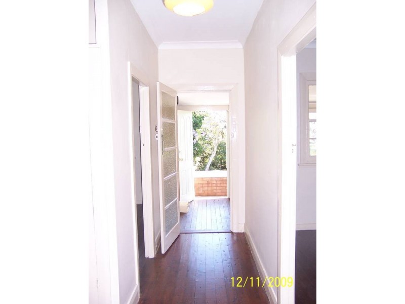 13 York Street, Point Frederick NSW 2250